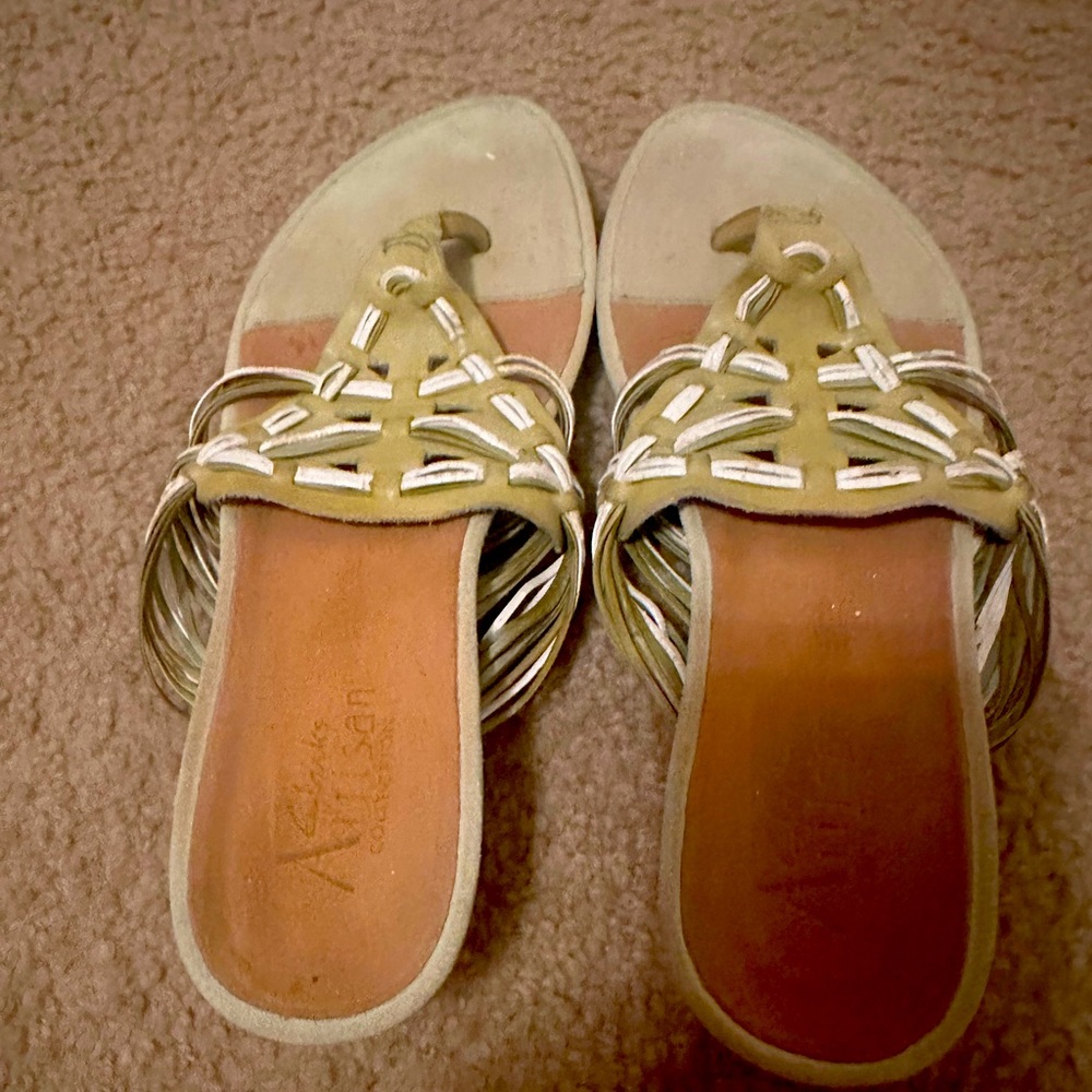 Naturalizer Women's Tan Sandals